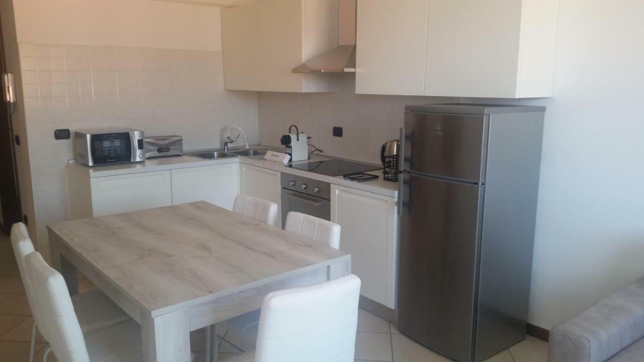 Be Lake Apartment Baveno Exterior photo