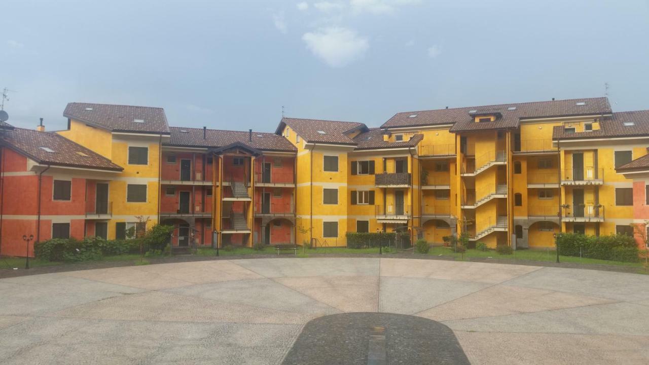 Be Lake Apartment Baveno Exterior photo